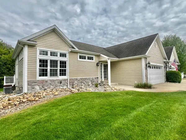 115 Stony Ridge Court, Hillsdale, MI 49242