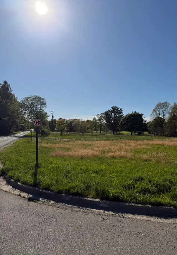 Address Withheld By Seller, Muskegon, MI 49445