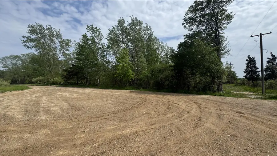 6890/6882 116th Avenue, Fennville, MI 49408 - #2