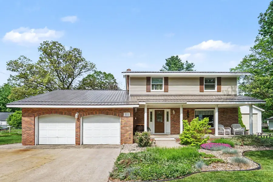 111 S Fremont Street, Lawton, MI 49065 - #2