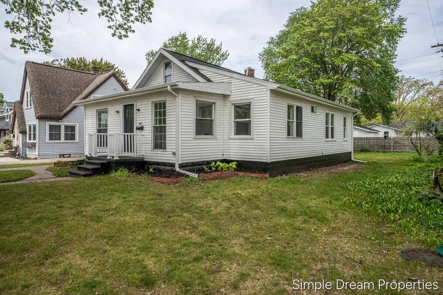 1642 Mills Avenue, Muskegon, MI 49445 - #3