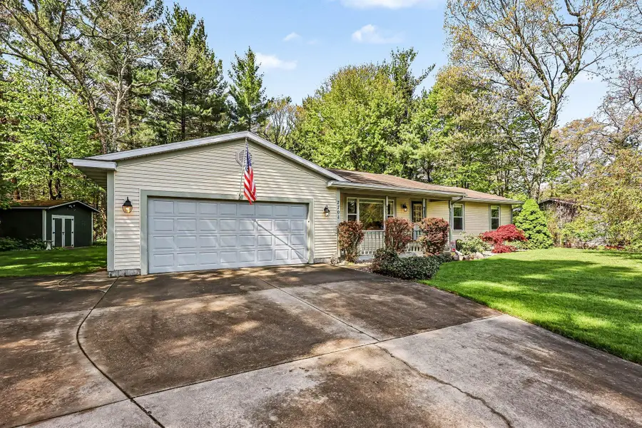 7701 Pinewood Drive, Whitehall, MI 49461 - #3