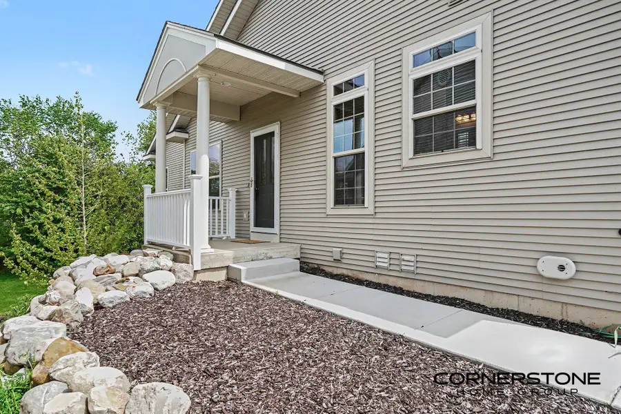 1158 Kensington Street Nw, Grand Rapids, MI 49534 - #3