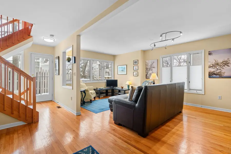 663 N 5th Avenue, Ann Arbor, MI 48104 - #3