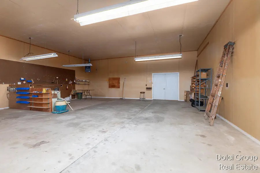2524 Prairie Street Sw, Wyoming, MI 49519 - #3