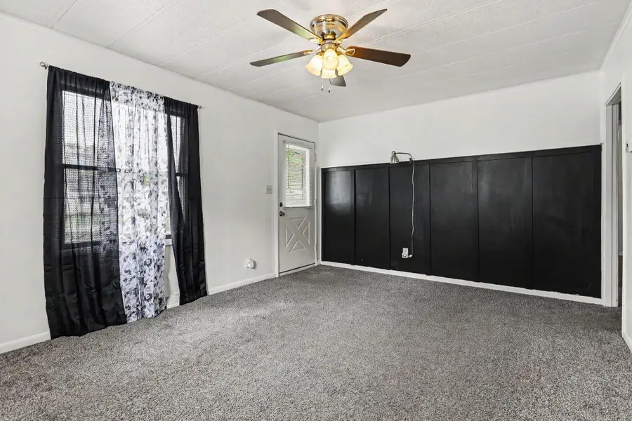 1733 Sycamore Street, Niles, MI 49120 - #3