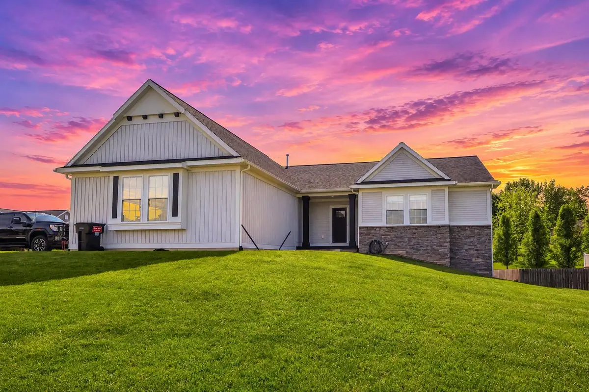 3155 Sandy Drive Sw, Wyoming, MI 49418 - #1