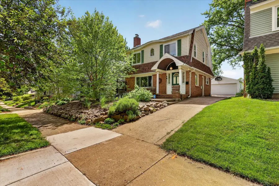 153 Baynton Avenue Ne, Grand Rapids, MI 49503 - #2