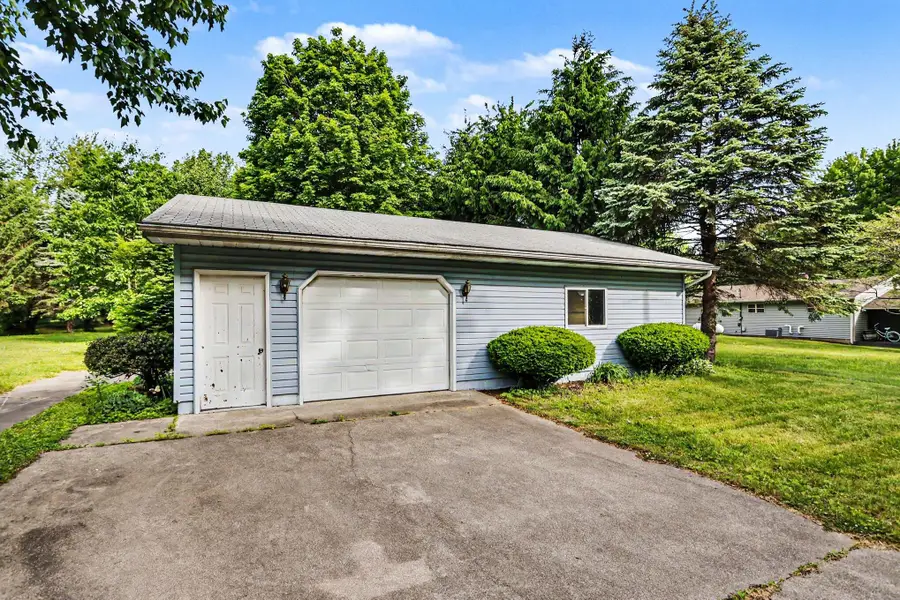 60779 W Oak Drive, Decatur, MI 49045 - #3