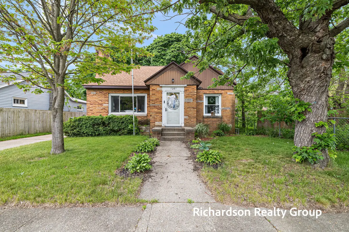 1261 Graf Street, Muskegon, MI 49442 - #1