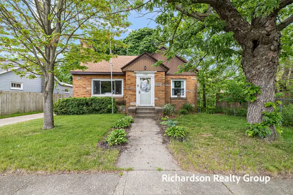 1261 Graf Street, Muskegon, MI 49442