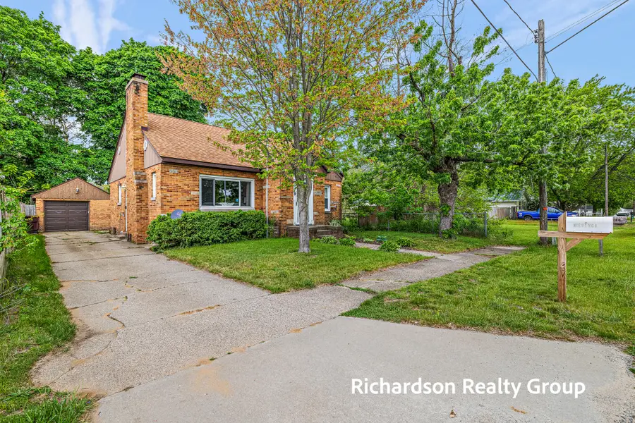 1261 Graf Street, Muskegon, MI 49442 - #2