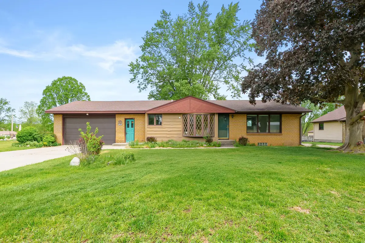 1015 Chippewa Street, Jenison, MI 49428 - #1