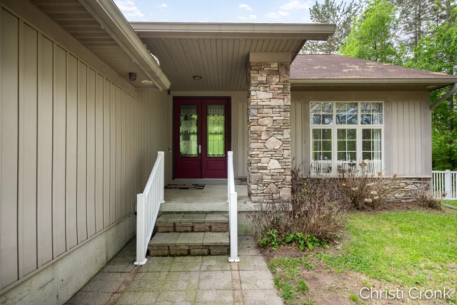 15105 Eagle Ridge Road, Eagle, MI 48822 - #2