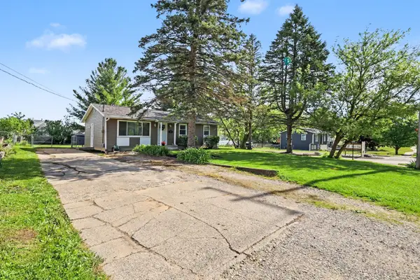 301 Pine Street Ne, Cedar Springs, MI 49319