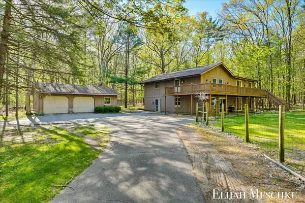 1160 Scenic Drive, Muskegon, MI 49445