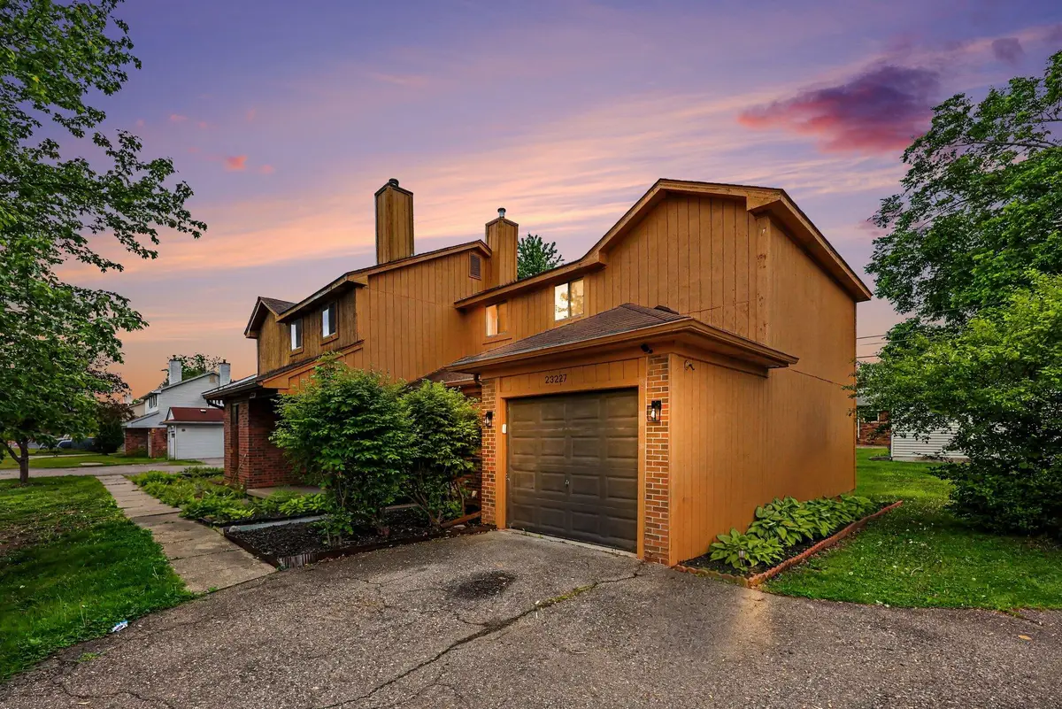 23227 Middlebelt Road, Farmington, MI 48336 - #1