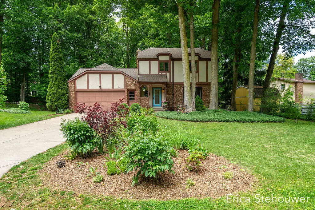 8659 Ridgecrest Court Sw, Byron Center, MI 49315 - #1