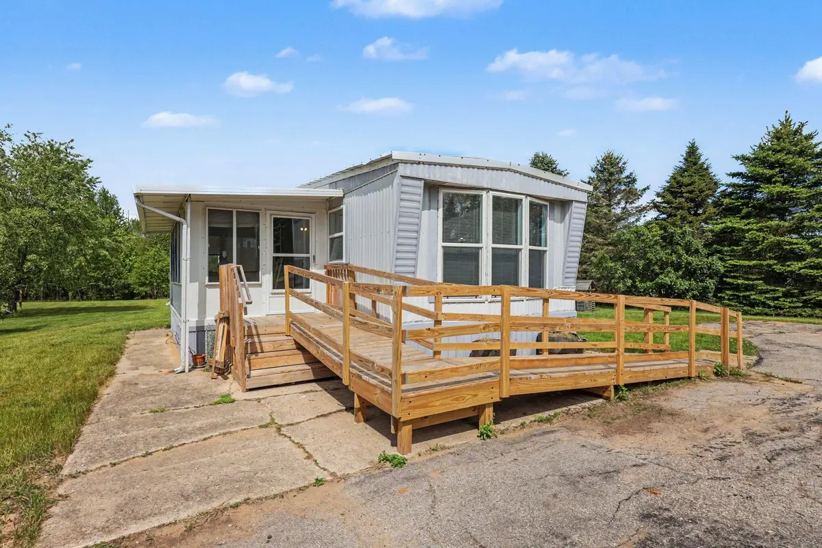 15827 Algoma Avenue Ne, Cedar Springs, MI 49319 - #1