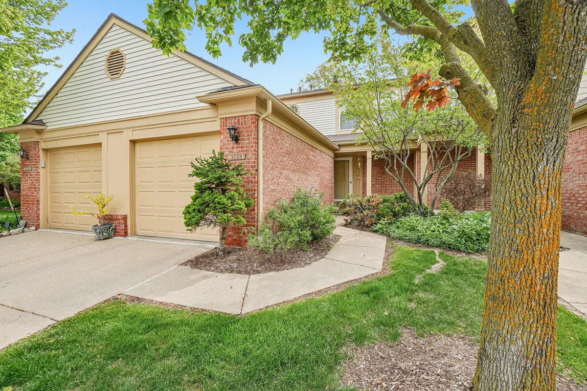 3123 Village Circle, Ann Arbor, MI 48108 - #1