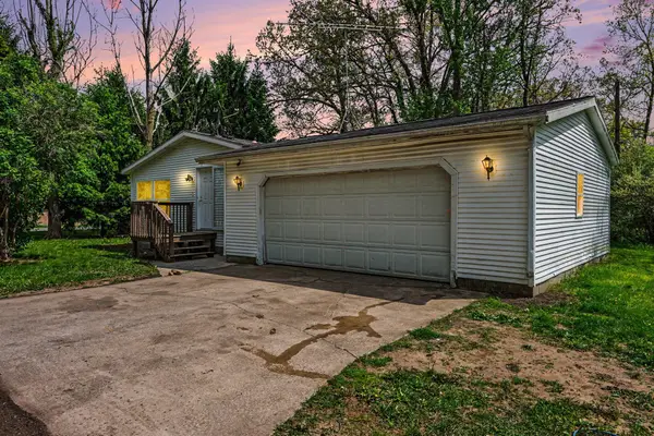 62252 Shaffer Road, Constantine, MI 49042
