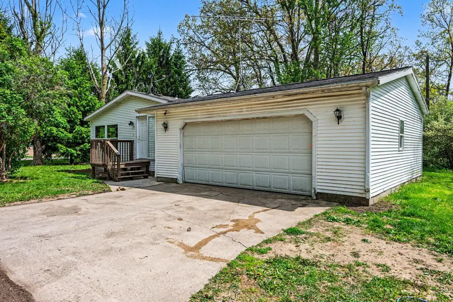 62252 Shaffer Road, Constantine, MI 49042 - #2