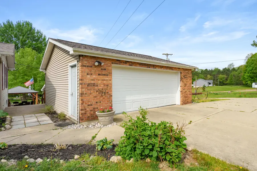 16660 M-89, Augusta, MI 49012 - #3