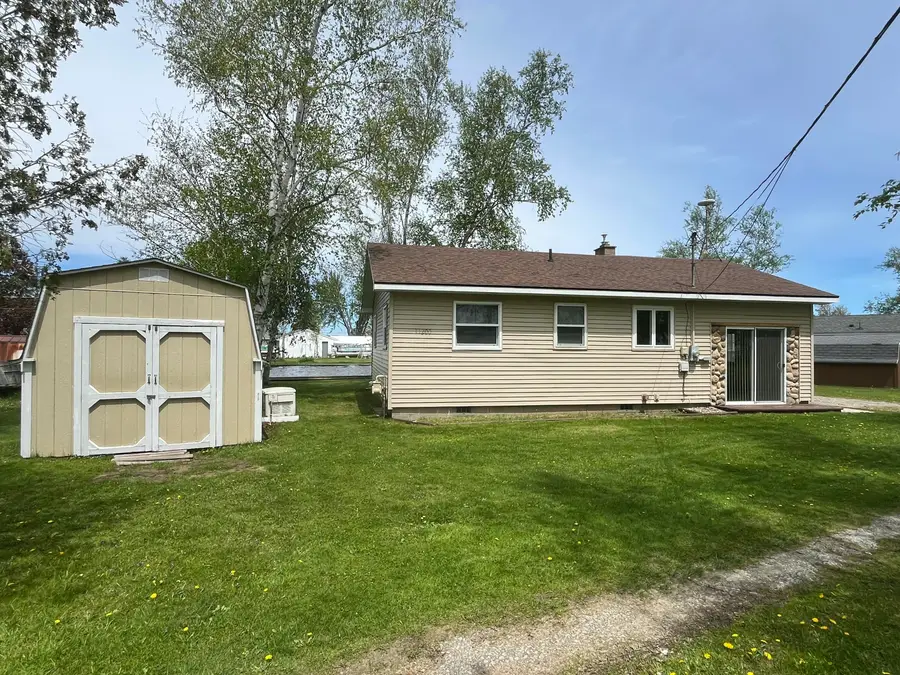 11200 W Shore Drive, Houghton Lake, MI 48629 - #3