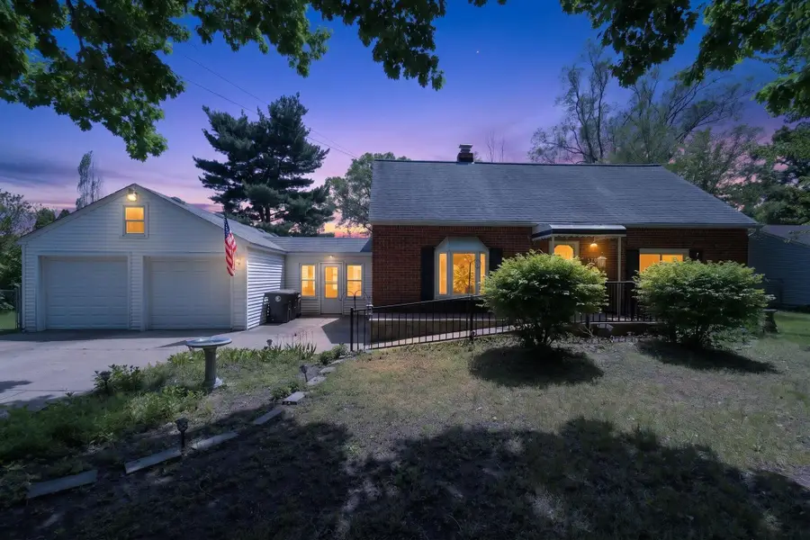 37951 Grantland Street, Livonia, MI 48150 - #3