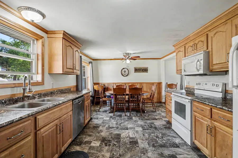 351 Roosevelt Street, Bronson, MI 49028 - #3