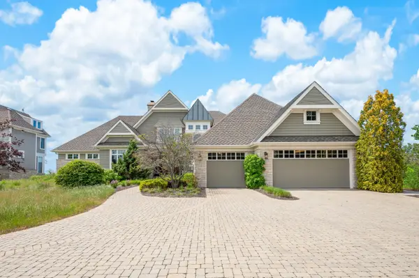 101 Lighthouse Dunes Path, St. Joseph, MI 49085