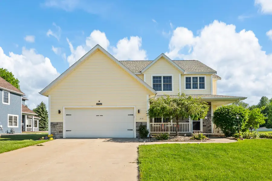 2106 Halsted Drive, Stevensville, MI 49127 - #2