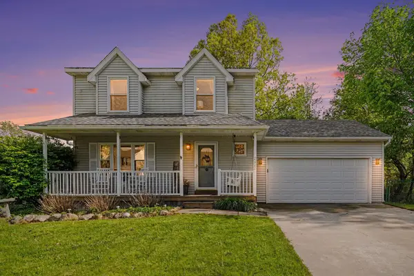 2422 Par Court, Howell, MI 48843