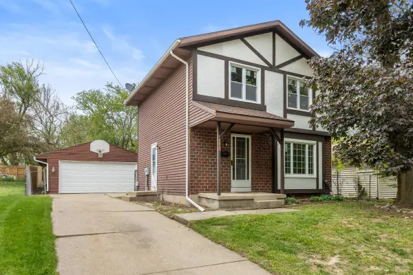 1073 Sweet Street Ne, Grand Rapids, MI 49505
