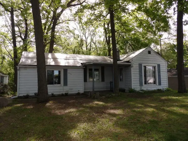 835 Woodland Beach, Battle Creek, MI 49014