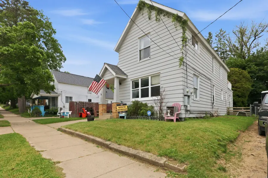 1121 Crosby Street Nw, Grand Rapids, MI 49504 - #3