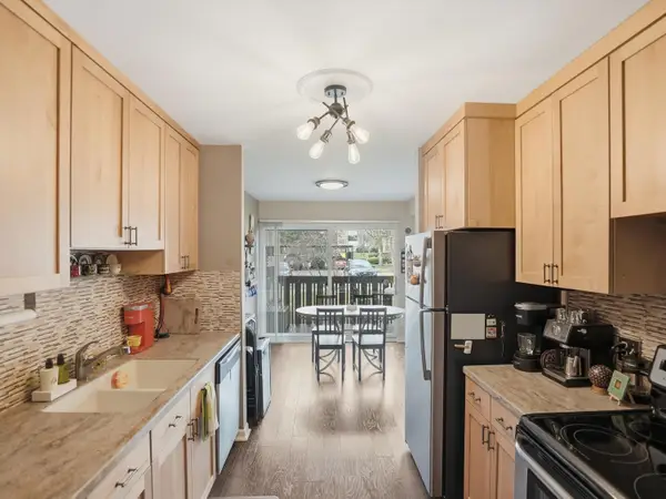 1265 S Maple Road #206, Ann Arbor, MI 48103