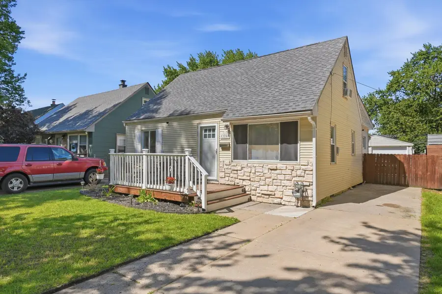 12280 Syracuse Street, Taylor, MI 48180 - #2