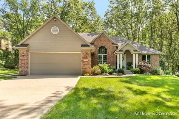 7655 Raven Ridge Drive, Caledonia, MI 49316