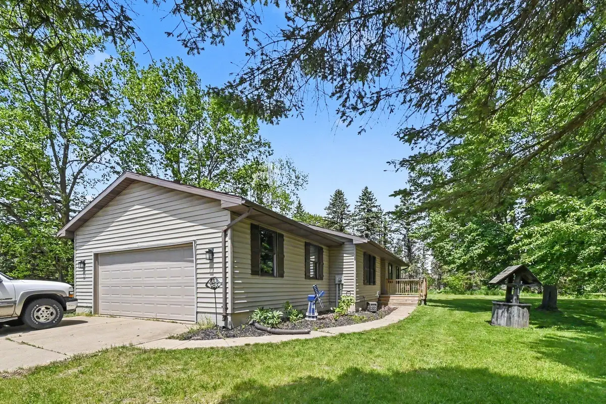 1691 N Michigan Road, Eaton Rapids, MI 48827 - #1