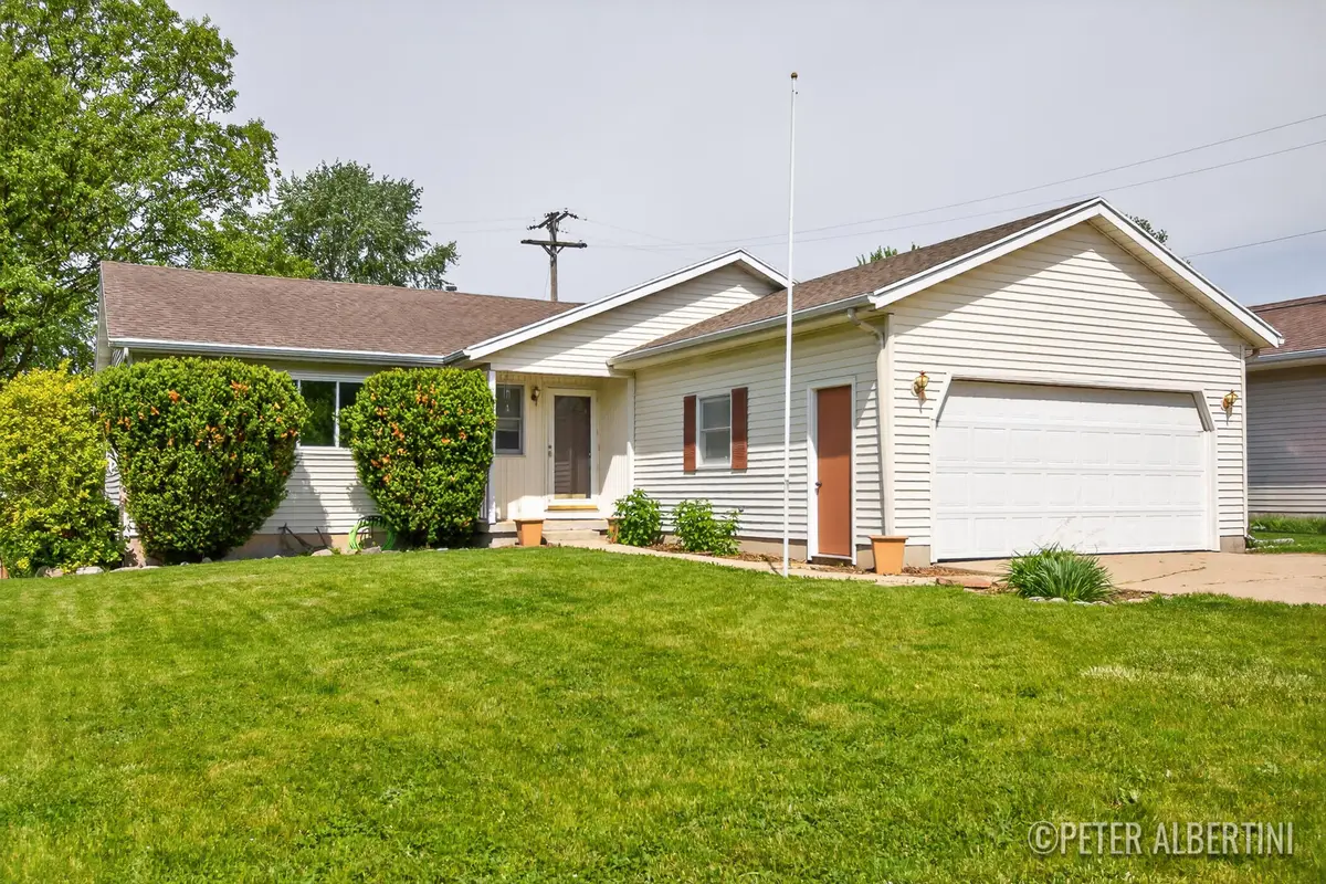 461 Macomb Avenue Nw, Grand Rapids, MI 49534 - #1