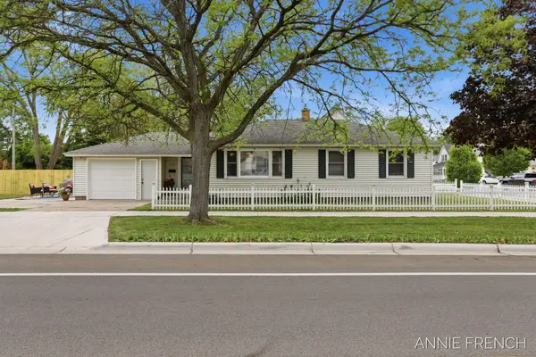 510 Van Raalte Avenue, Holland, MI 49423