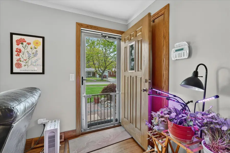 12623 Greenhill Drive, Grand Blanc, MI 48439 - #2