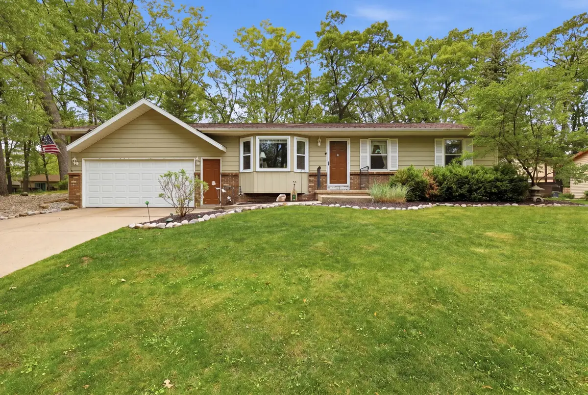 2433 Glen Valley Drive Nw, Grand Rapids, MI 49544 - #1
