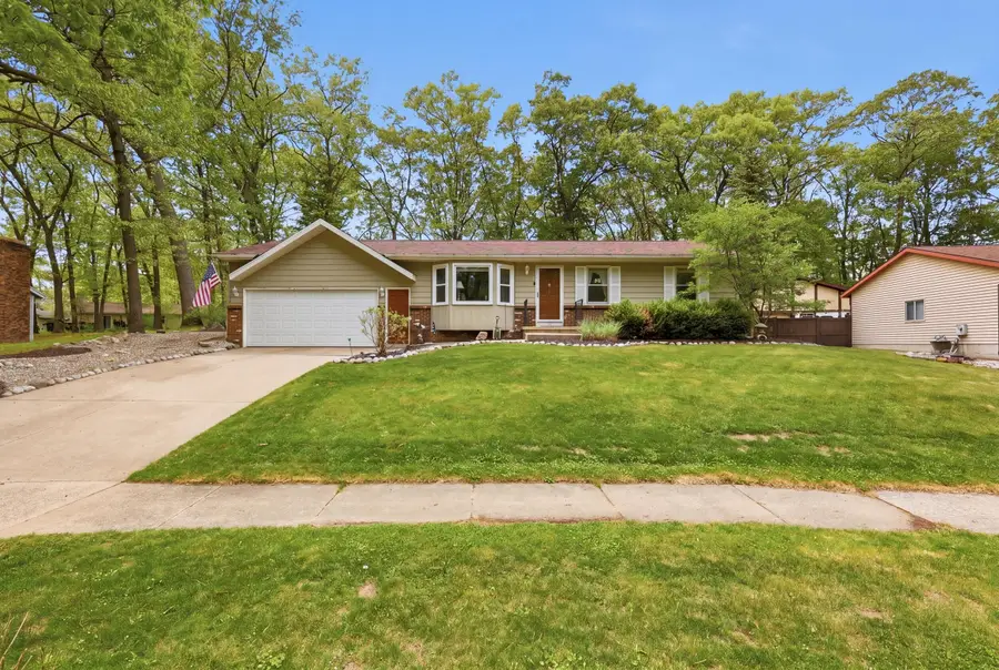2433 Glen Valley Drive Nw, Grand Rapids, MI 49544 - #2