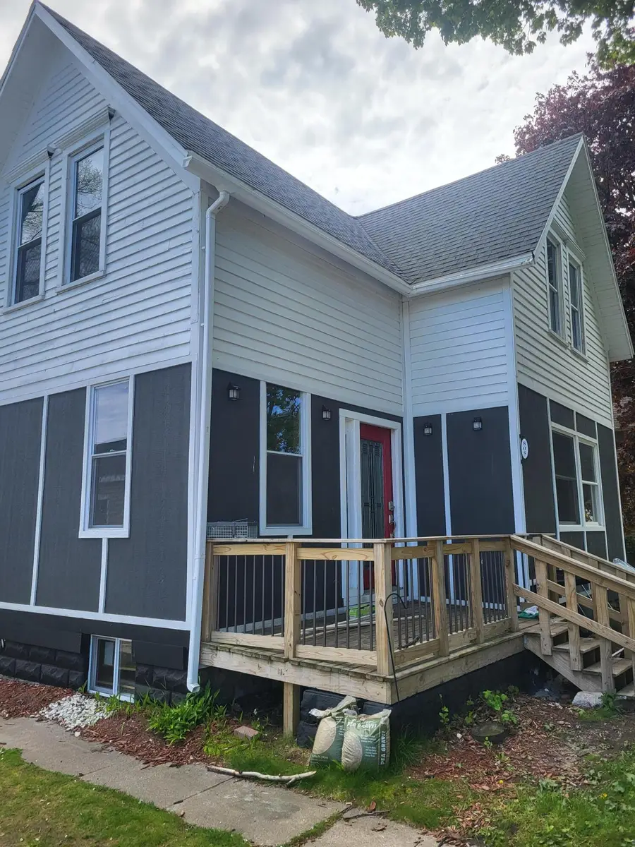 805 High Street, Manistee, MI 49660 - #3
