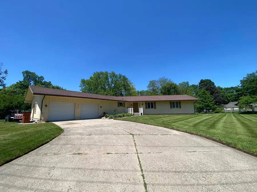 555 Foreman Street Se, Lowell, MI 49331 - #3