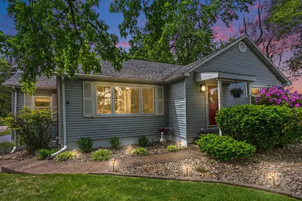 2402 S 3rd Street, Niles, MI 49120