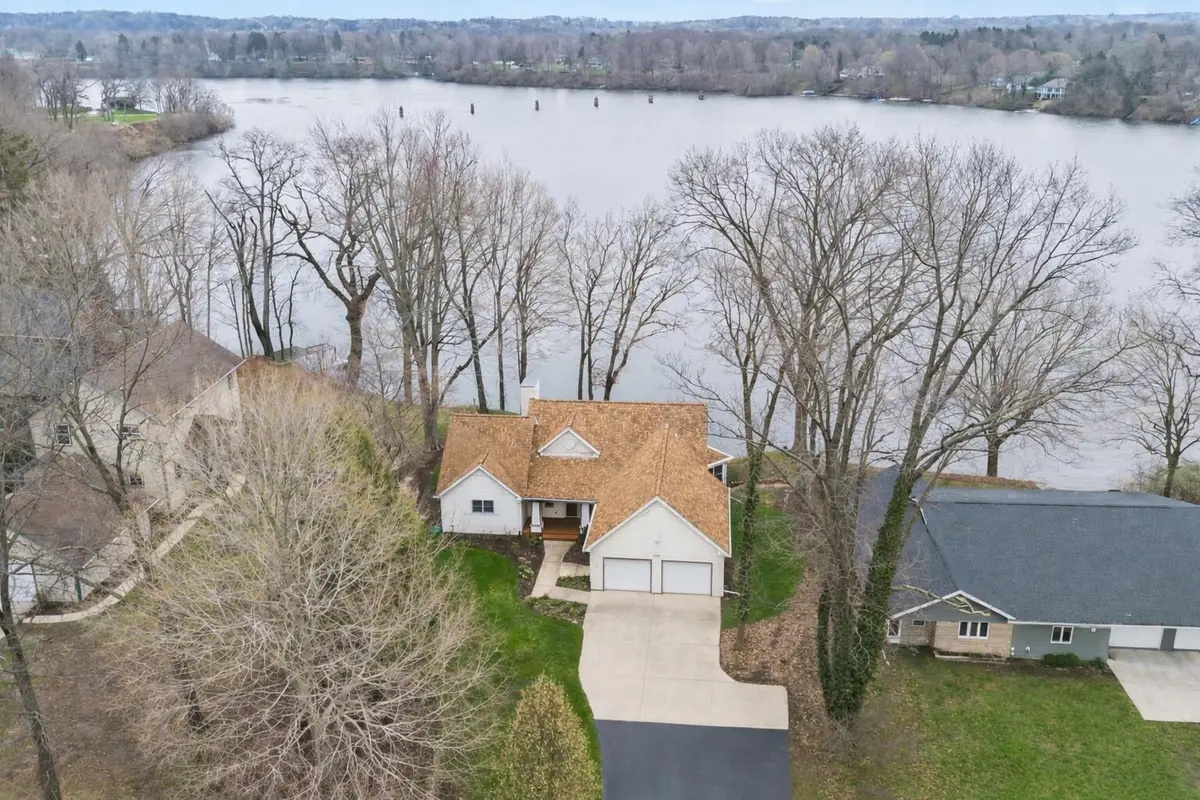 9895 Lakeview Drive, Berrien Springs, MI 49103 - #1