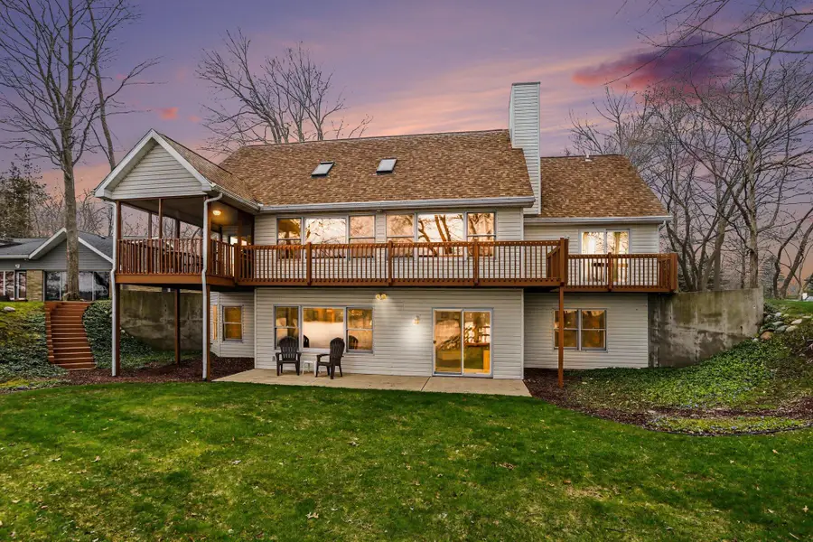9895 Lakeview Drive, Berrien Springs, MI 49103 - #2